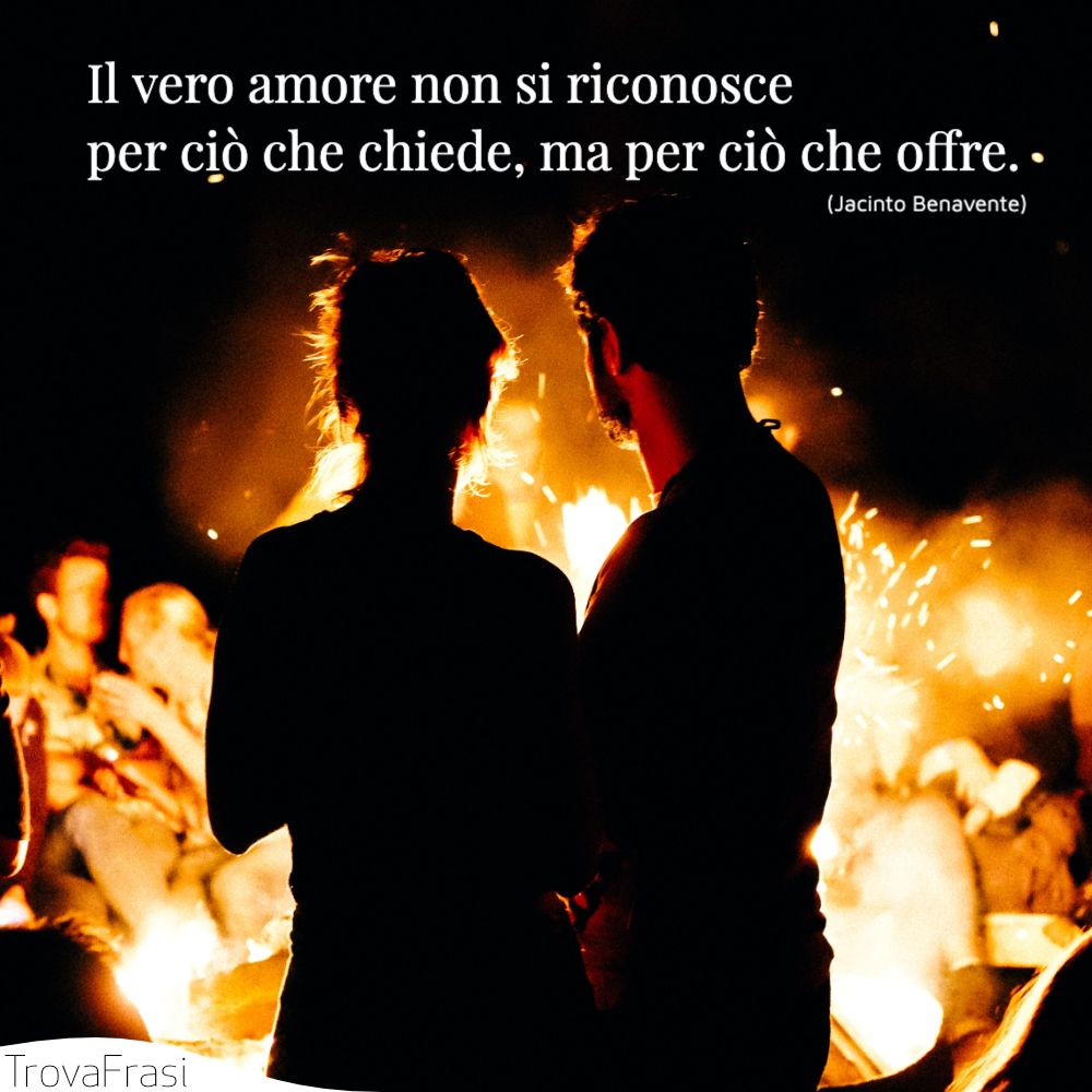 Spesso Ci Si Incontra Per Prenderlo Frasi sulla passione e l'amore impetuoso - TrovaFrasi