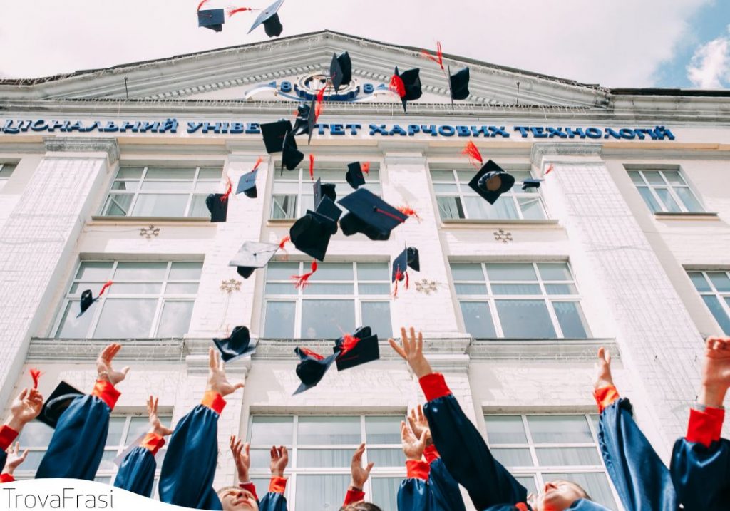 auguri per i laurenadi